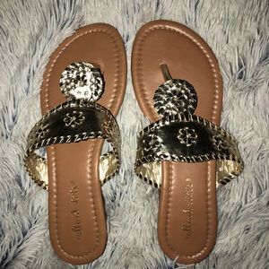 Altar’d State Sandals